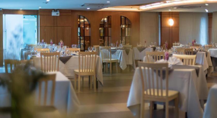 Bay Beach Resort Jomtien Pattaya Extérieur photo